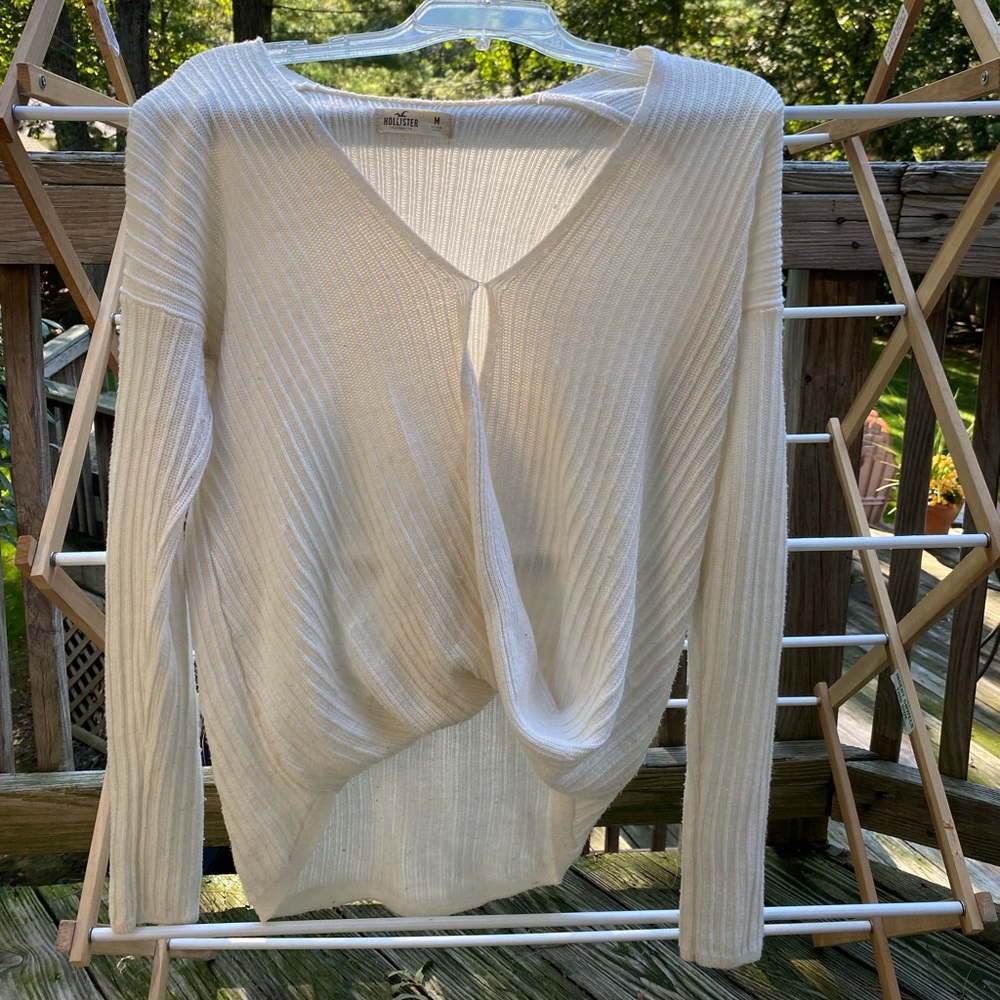 White long sleeve sweater